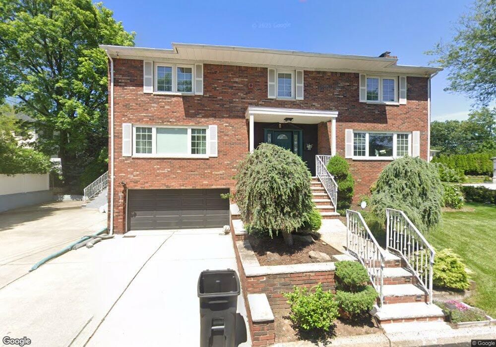 23 Loretta Ct, Englewood Cliffs, NJ 07632 - photo 1