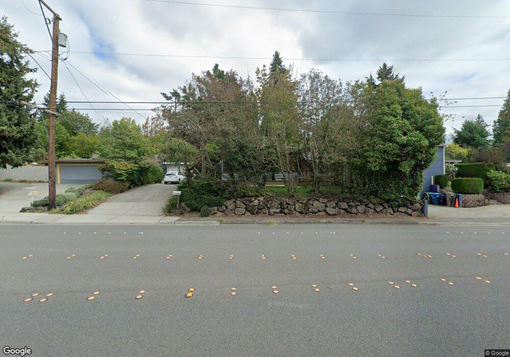 4018 Island Crest Way, Mercer Island, WA 98040 - photo 1