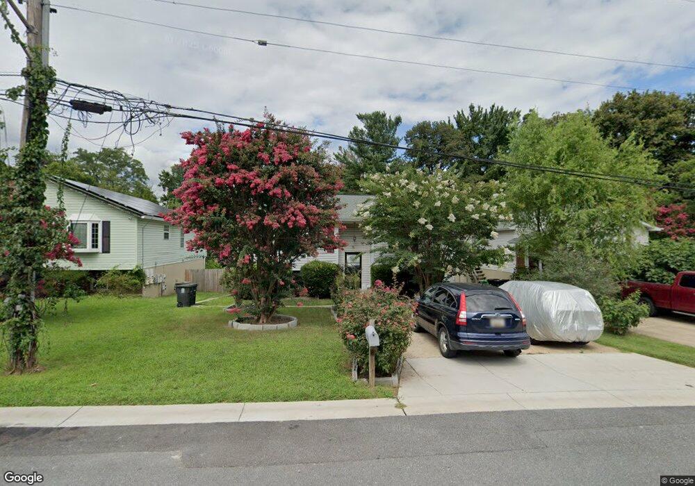 8414 Locust Grove Dr, Laurel, MD 20707 - photo 1