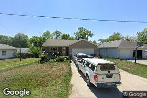 565 Cottonwood St, Bennet, NE 68317