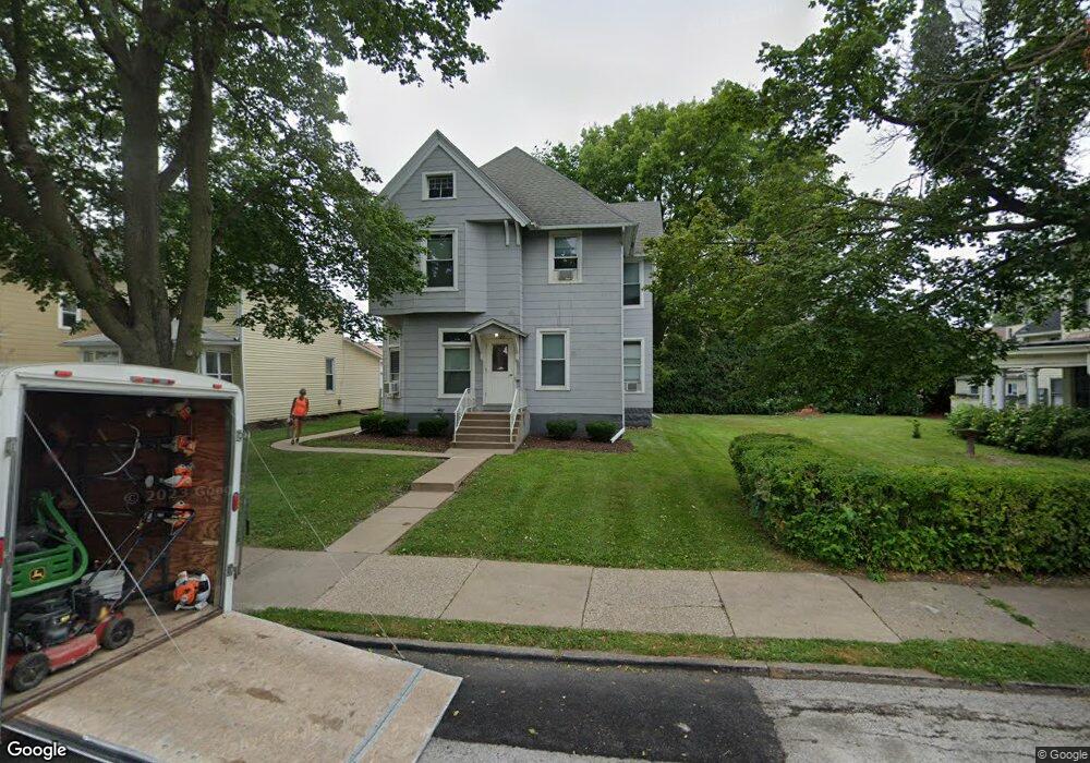 1522 N Main St, Davenport, IA 52803 - photo 1