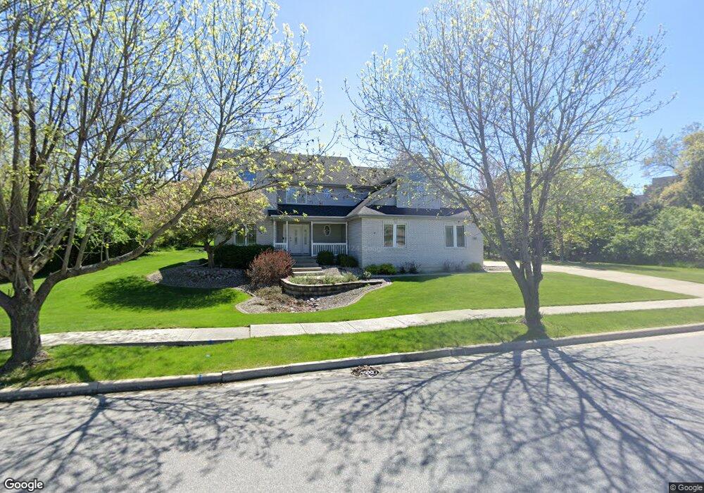 933 Mary Ellen Dr, Crown Point, IN 46307 - photo 1