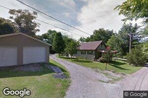 108 Van Buren St, Orient, IL 62874