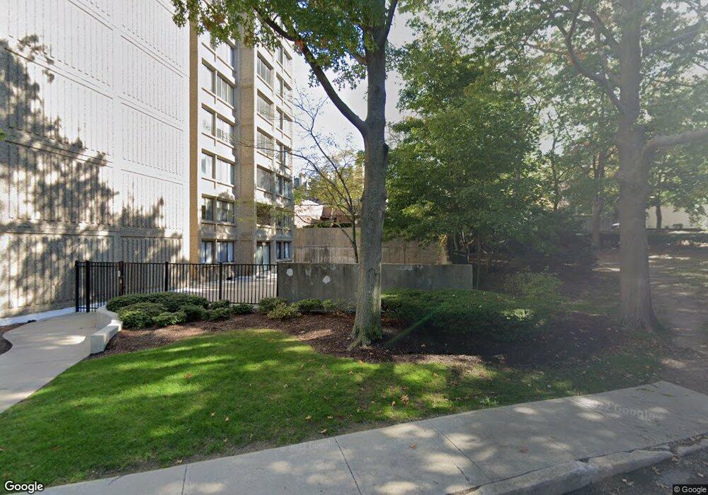 34 Regent Cir, Brookline, MA 02445 - photo 1