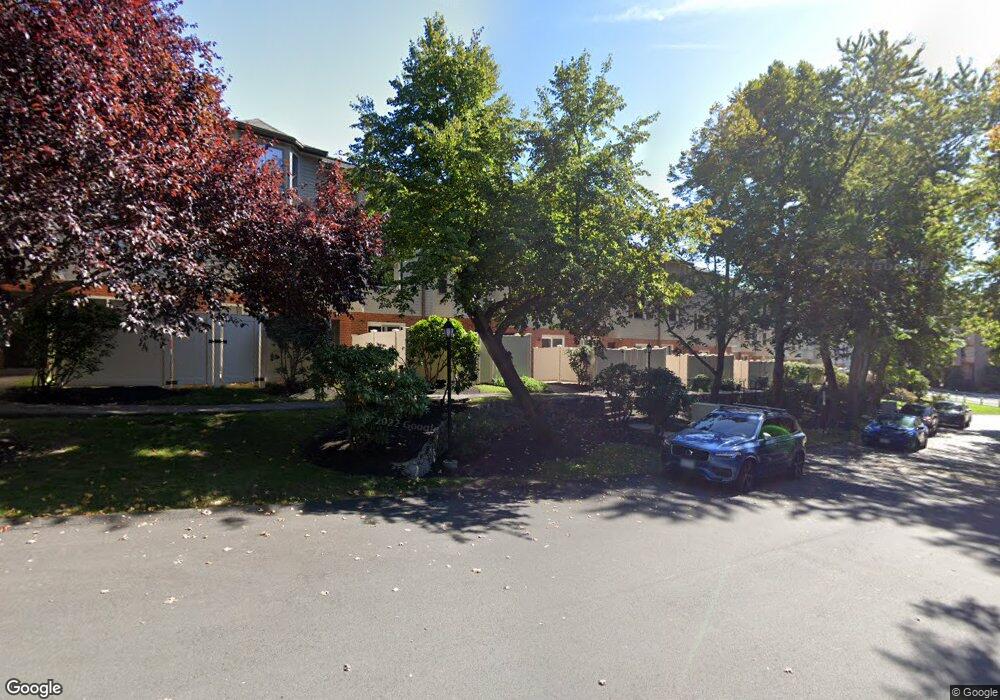 44 Regent Cir unit U, Brookline, MA 02445 - photo 1