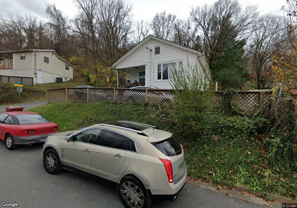 712 E Locust St, Johnson City, TN 37601 - photo 1