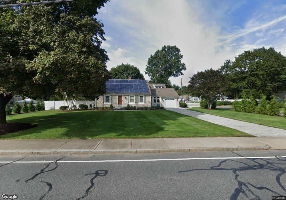 587 Union St, Franklin, MA 02038 - photo 1