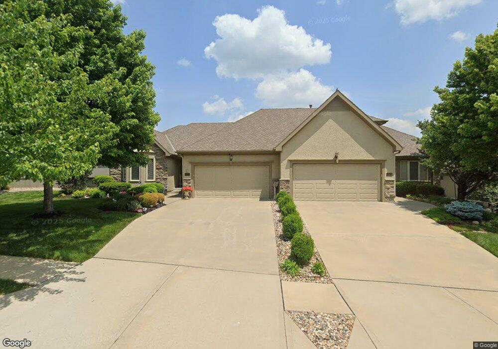19516 W 100th Terrace, Lenexa, KS 66220 - photo 1