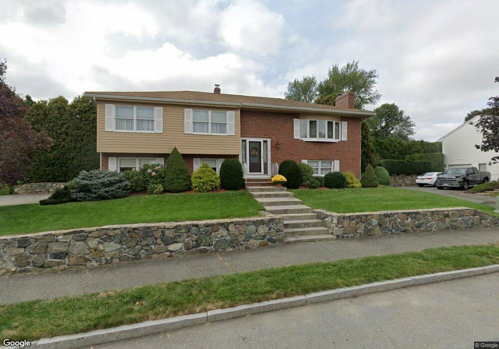 5 Dapper Darby Dr, Stoneham, MA 02180 - photo 1