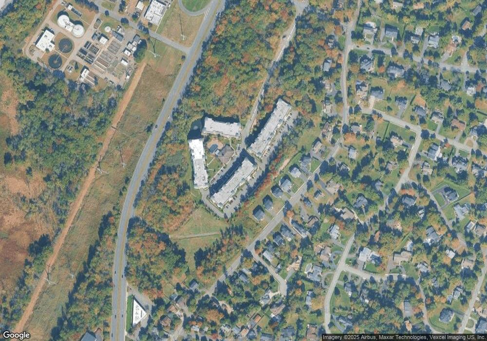 4204 Pointe Gate Dr, Livingston, NJ 07039 - photo 1