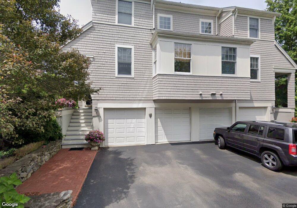 4 Oyster Point unit 4, Warren, RI 02885 - photo 1