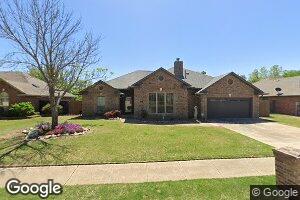 712 Harrier Hawk, Edmond, OK 73003