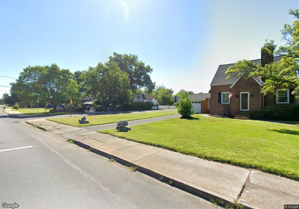 7 Chestnut St, Quakertown, PA 18951 - photo 1