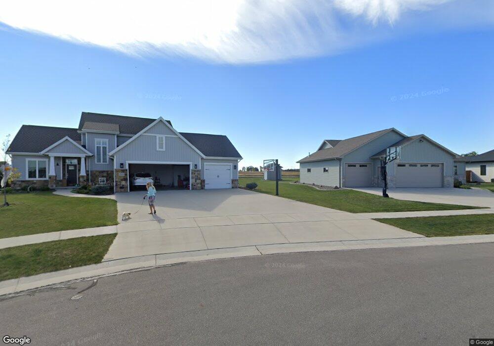 W5621 Jones Way, Appleton, WI 54915 - photo 1