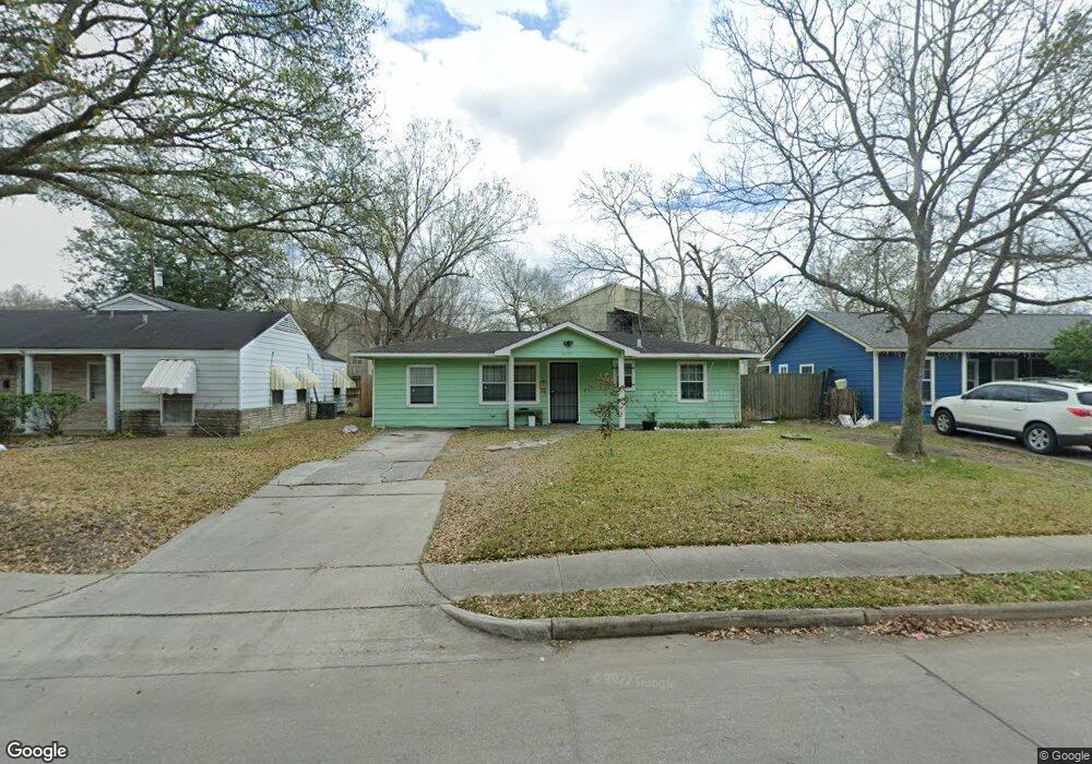 6055 Beekman Rd, Houston, TX 77021 - photo 1