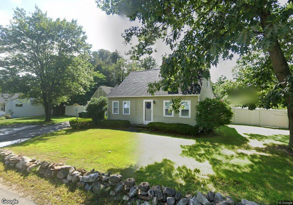 209 E Dunstable Rd, Nashua, NH 03062 - photo 1