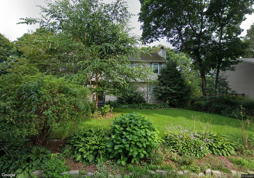 14 Nelson St, Upton, MA 01568 - photo 1