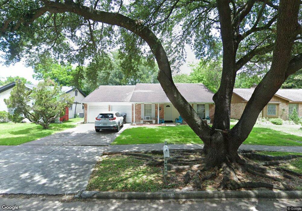 4110 Saratoga Dr, Houston, TX 77088 - photo 1