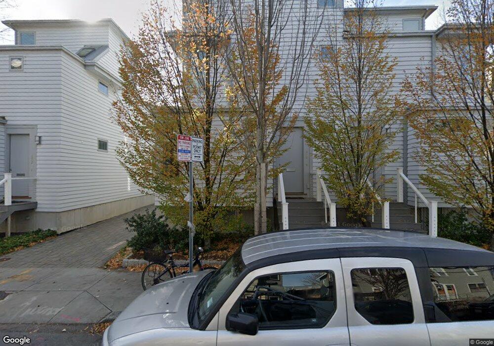 176 Franklin St, Cambridge, MA 02139 - photo 1