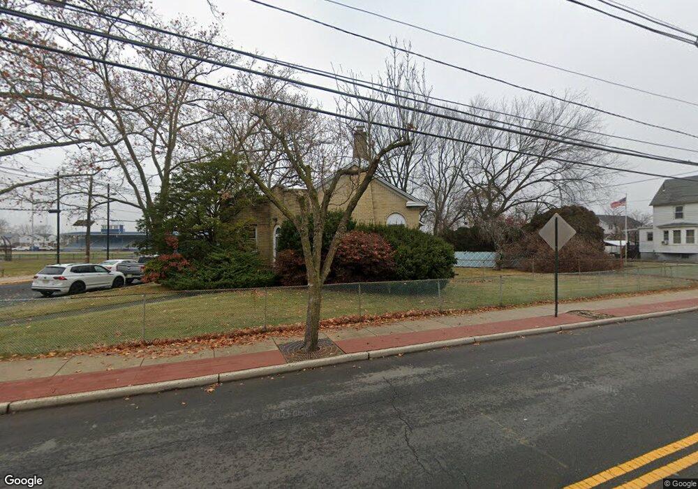 223 Washington Ave, Carteret, NJ 07008 - photo 1