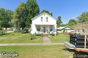 102 S Ann St, Perry, IL 62362