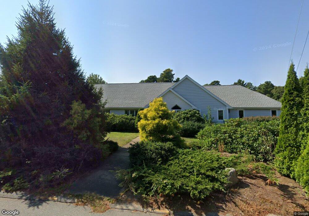 82 Lighthouse Ln, Mashpee, MA 02649 - photo 1