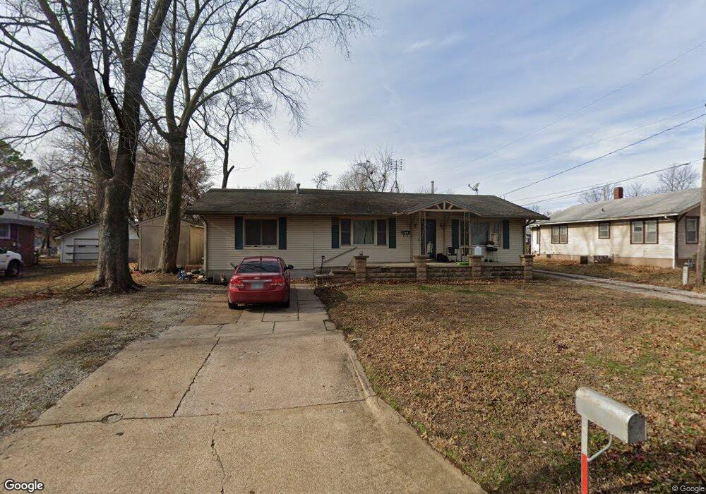 915 S 15th St, Parsons, KS 67357 - photo 1