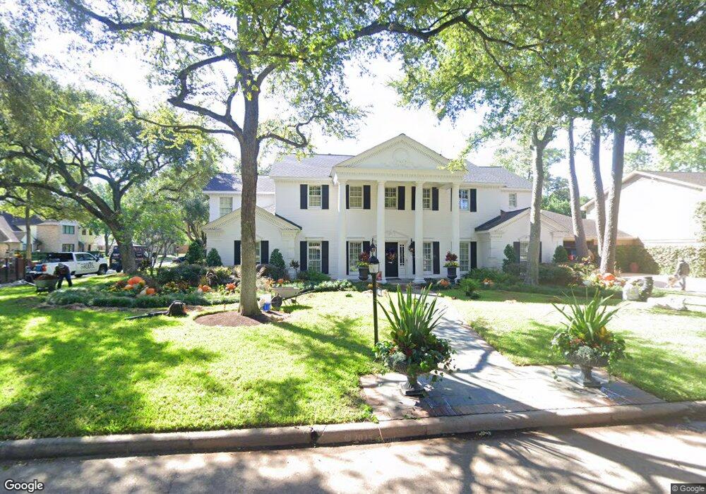 13703 Apple Tree Rd, Houston, TX 77079 - photo 1