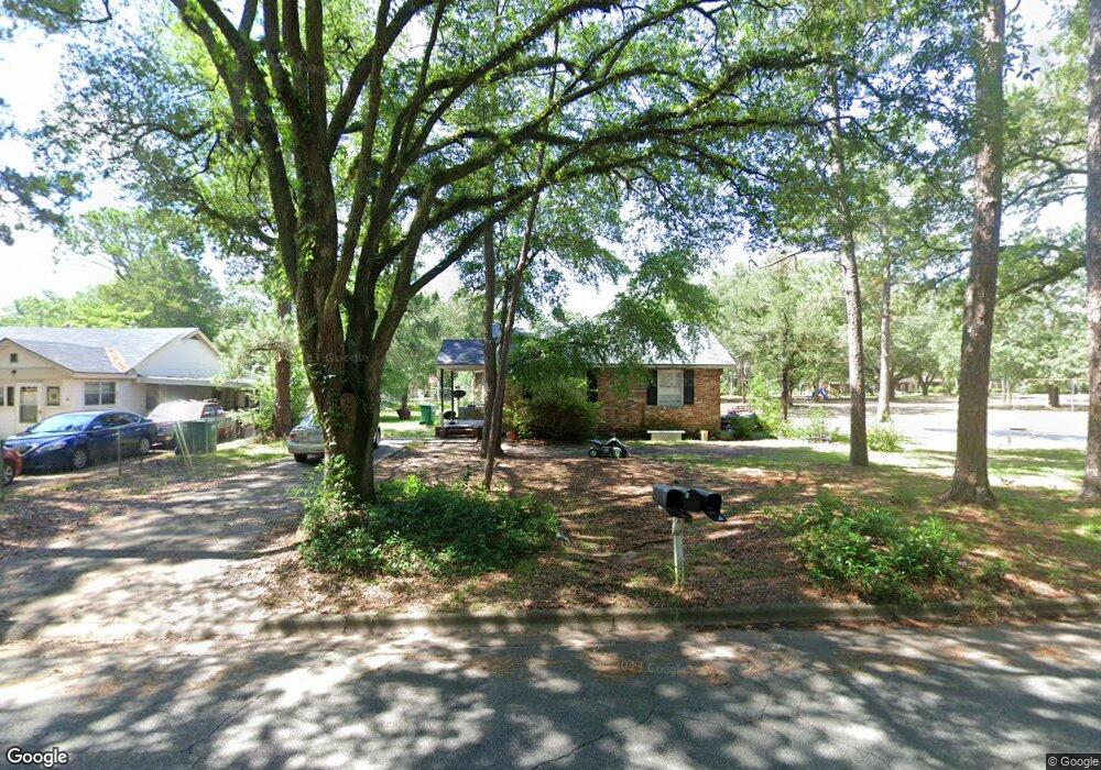 1318 Gillespie Ave, Albany, GA 31707 - photo 1