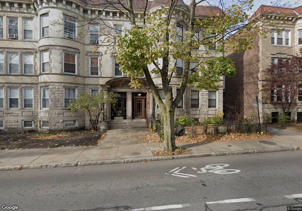 184 Saint Paul St unit B, Brookline, MA 02446 - photo 1