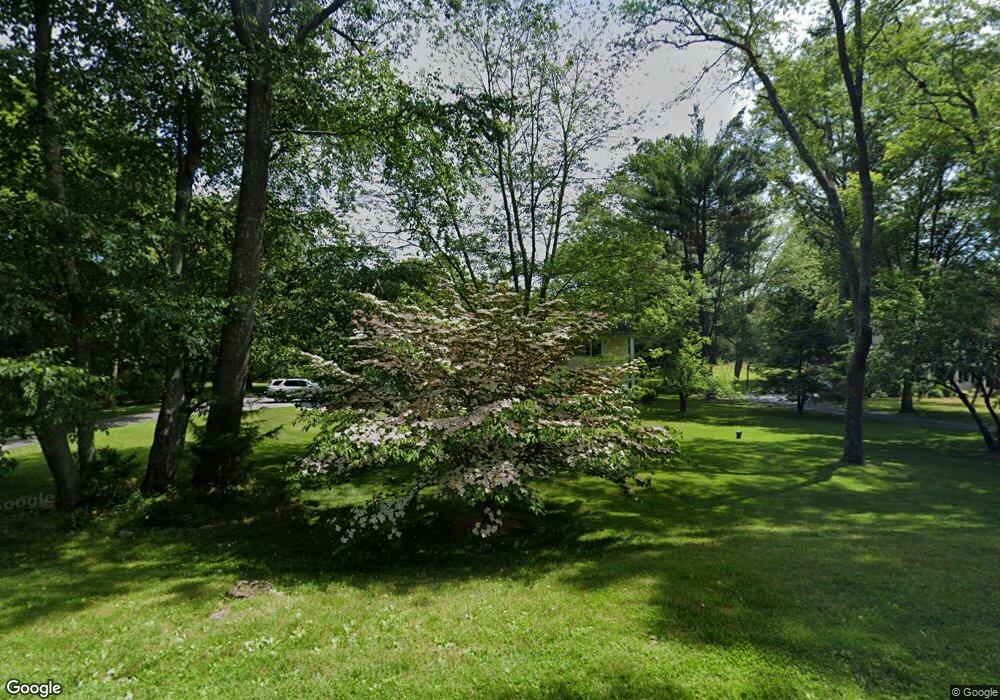 53 Thornwood Rd, Stamford, CT 06903 - photo 1