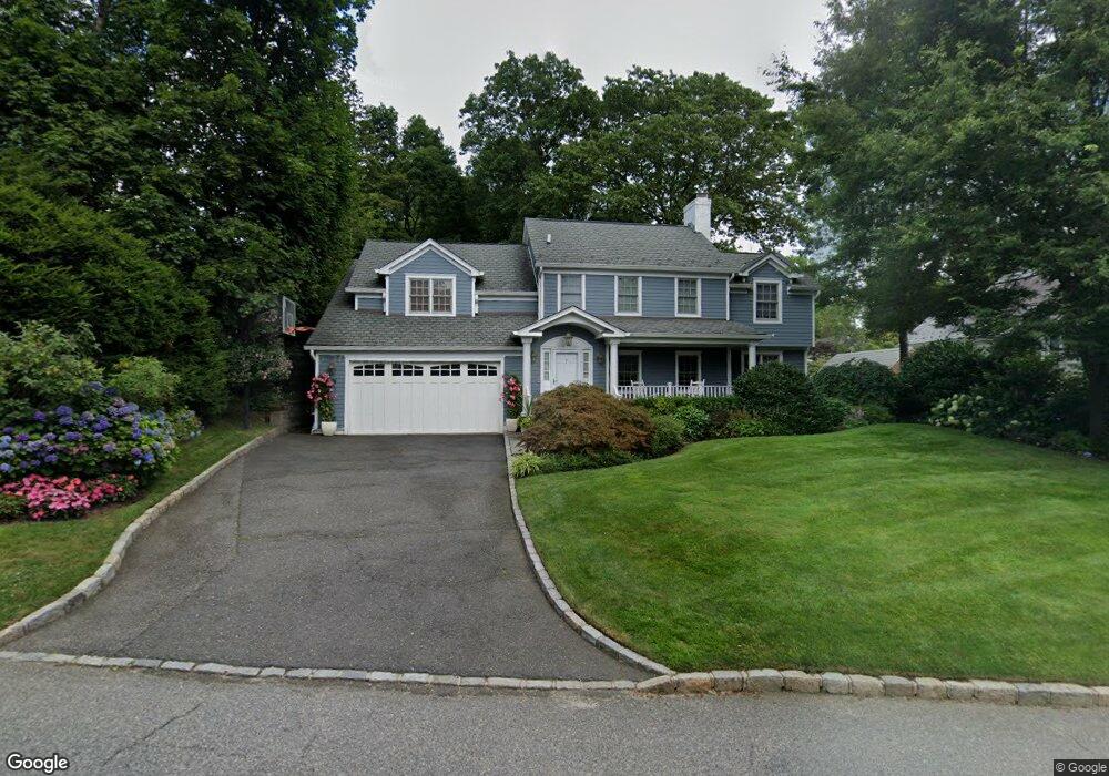 7 Ridge Dr, Port Washington, NY 11050 - photo 1