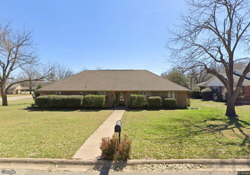 1221 Surry Place Dr, Cleburne, TX 76033 - photo 1