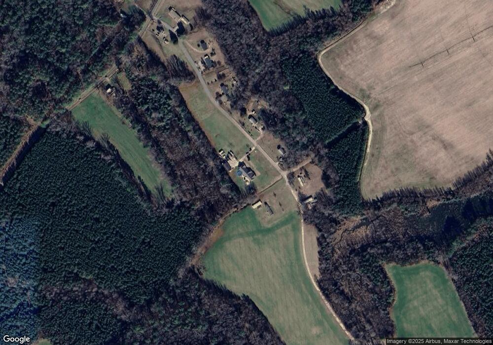 300 Laurel Level Rd, Dunnsville, VA 22454 - photo 1