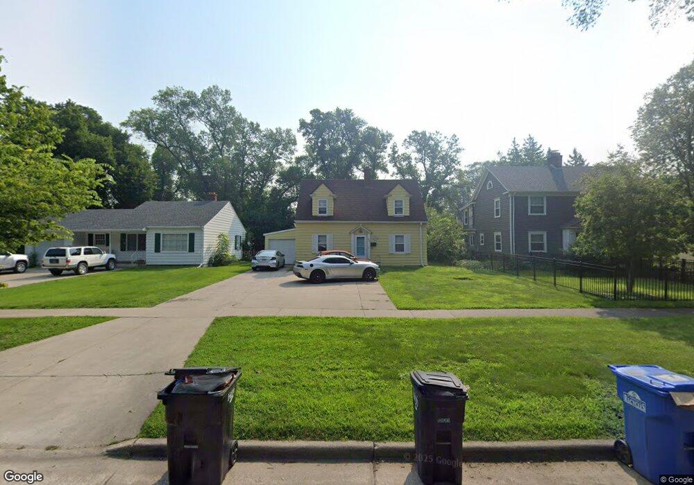 1421 University Dr N, Fargo, ND 58102 - photo 1