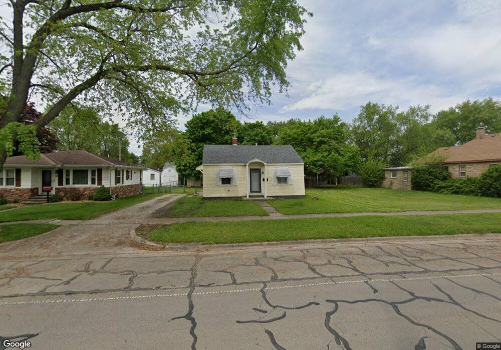 1213 S 14th St, Mattoon, IL 61938 - photo 1