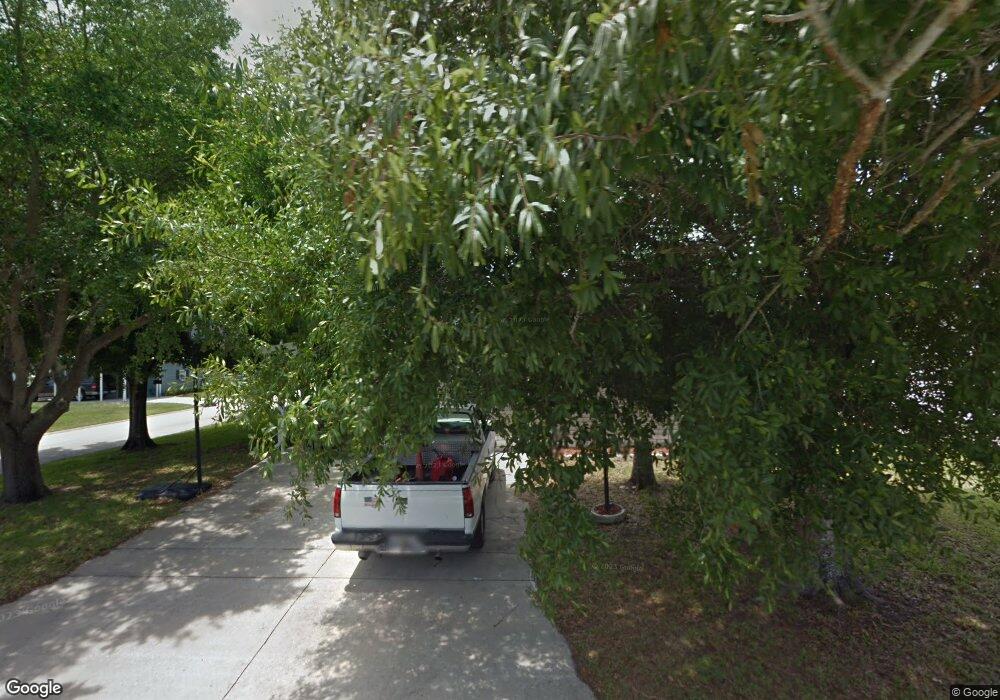 624 Dolphin Cir, Sebastian, FL 32976 - photo 1