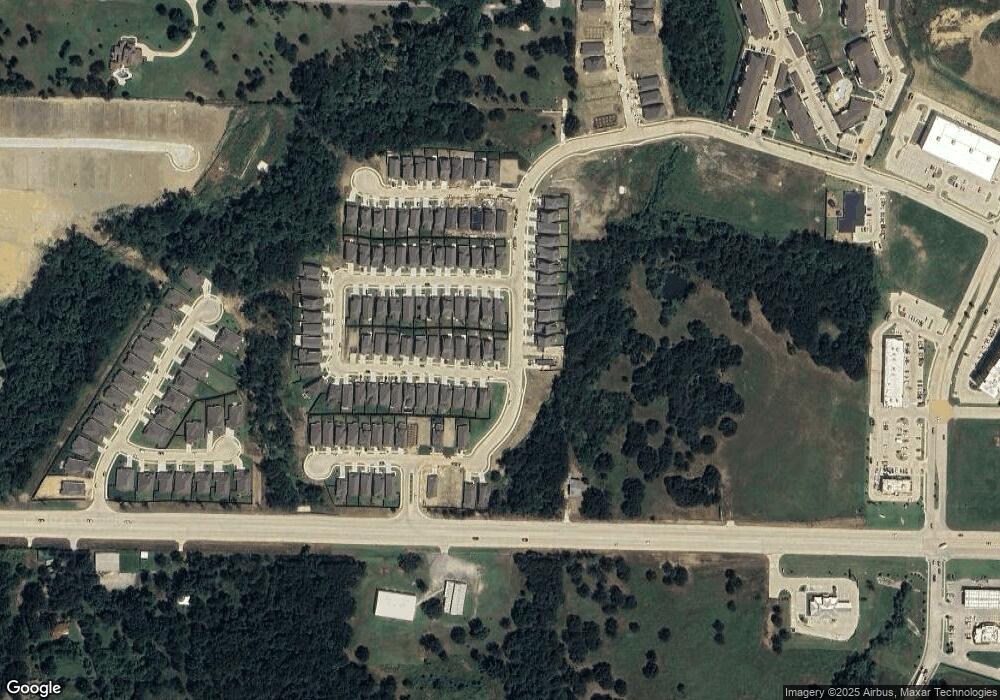 3963 Oak Creek Cir, Denison, TX 75020 - photo 1