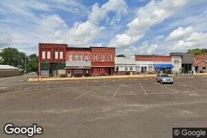 318 Railroad Ave, Gower, MO 64454