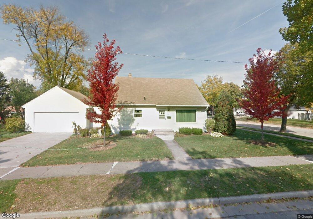 110 Jean St, Combined Locks, WI 54113 - photo 1