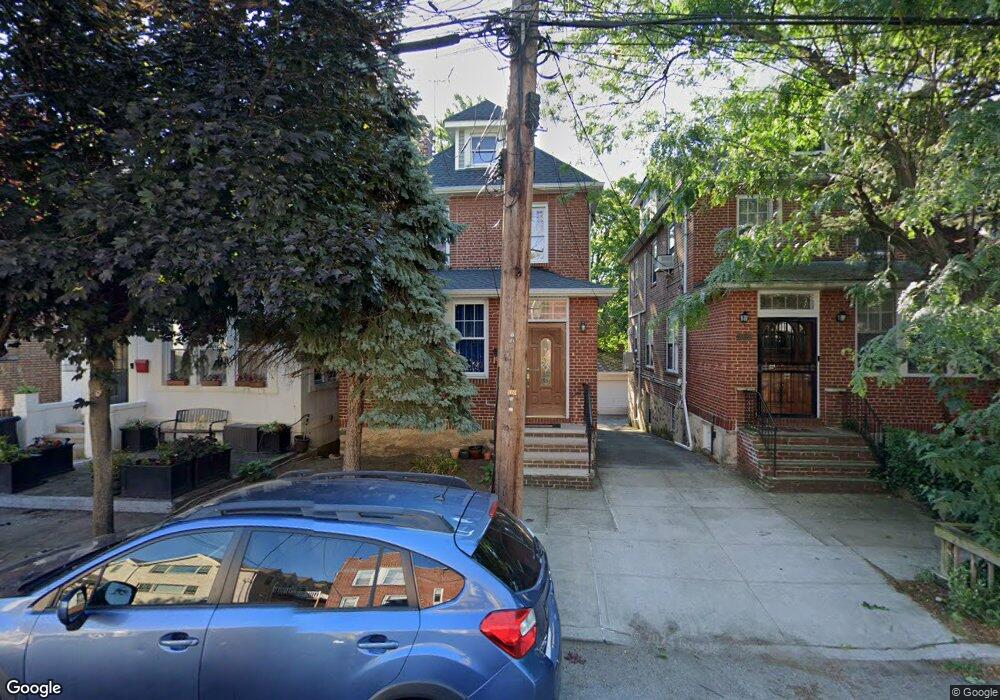 6140 Liebig Ave, Bronx, NY 10471 - photo 1