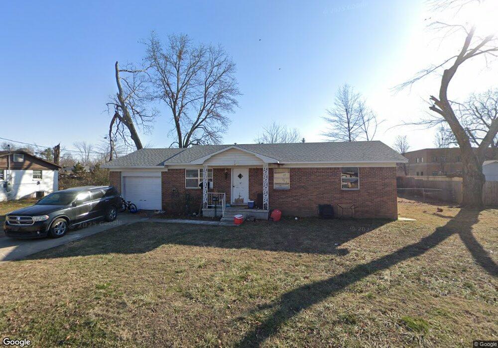 811 Carson Dr, Bentonville, AR 72712 - photo 1