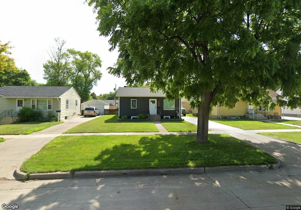1322 15th St S, Fargo, ND 58103 - photo 1