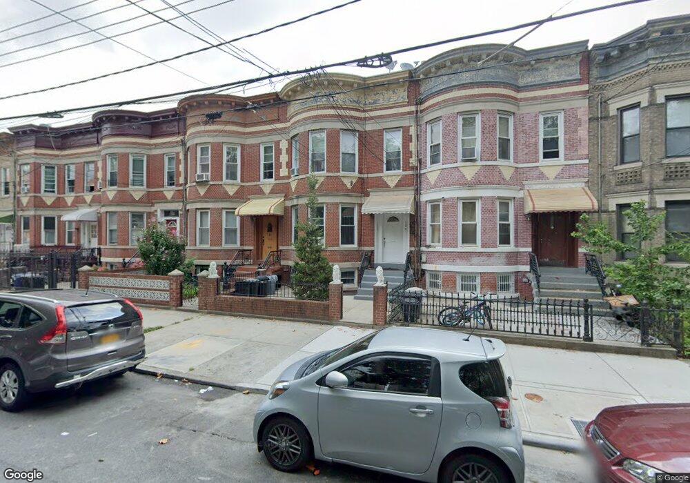 139 Nichols Ave, Brooklyn, NY 11208 - photo 1