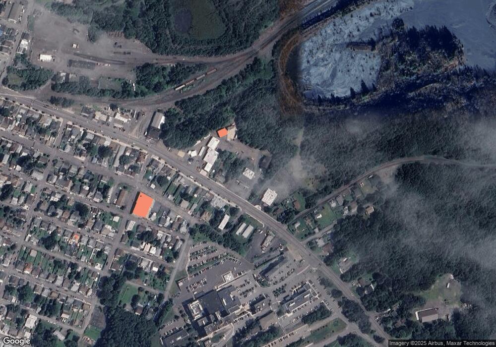 615 E Broad St, Hazleton, PA 18201 - photo 1