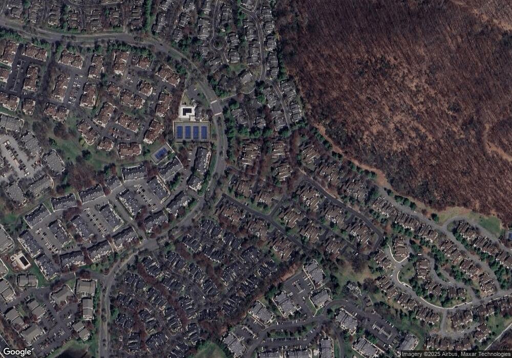 76 S Edgewood Rd unit 76, Bedminster, NJ 07921 - photo 1