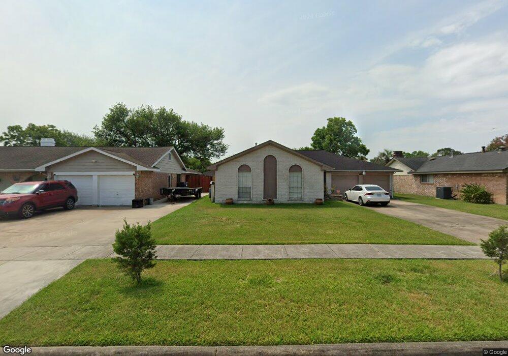 10506 Kirkshire Dr, Houston, TX 77089 - photo 1