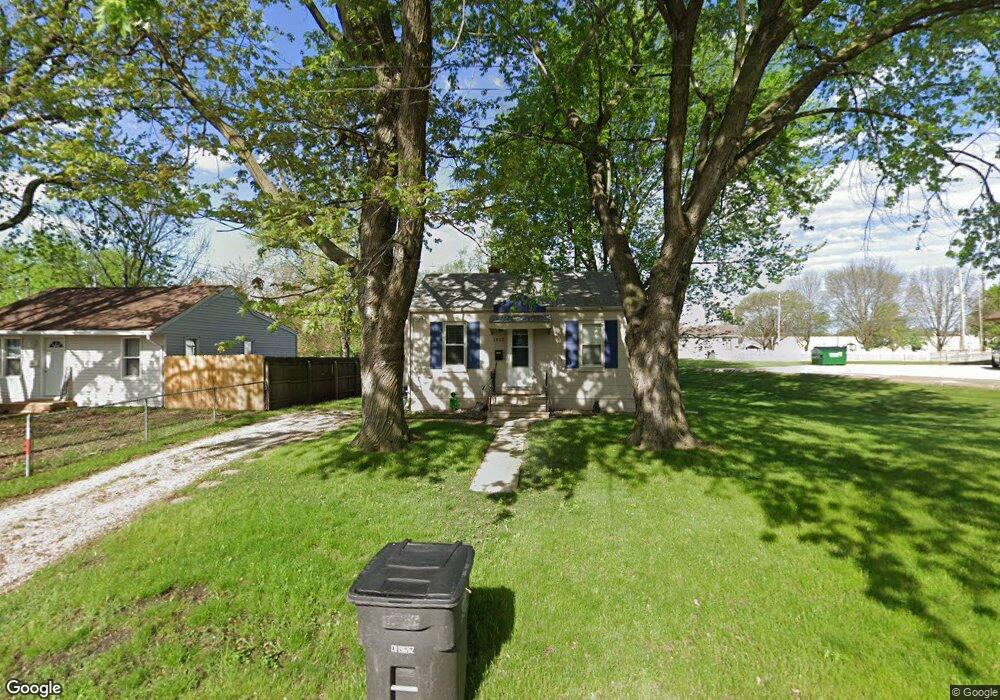 1612 E 27th St, Des Moines, IA 50317 - photo 1