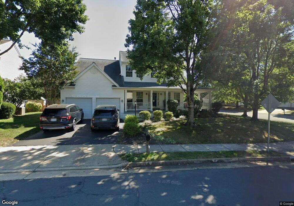 12021 Youngtree Ct, Bristow, VA 20136 - photo 1