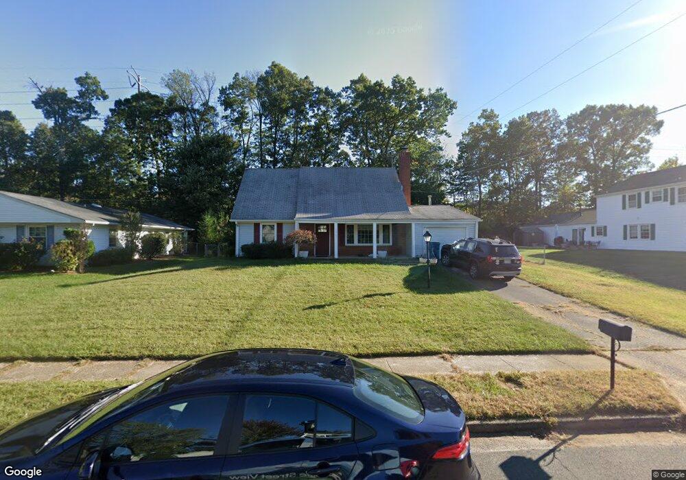 12907 Melville Ln, Fairfax, VA 22033 - photo 1